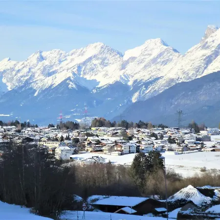Cozy Mountain View With Terrace And Garden 인스브루크