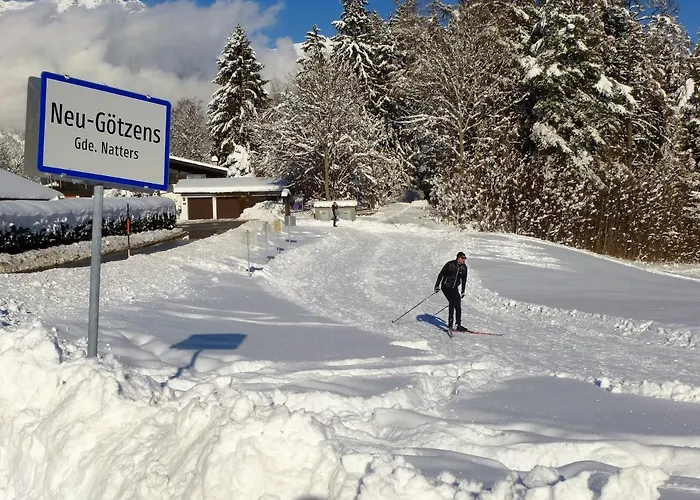 Cozy Mountain View With Terrace And Garden Innsbruck